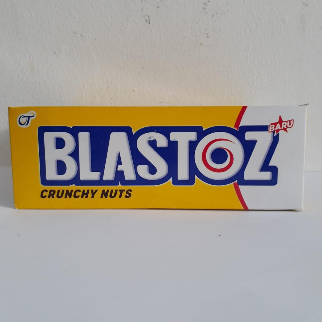 

Blastoz Crunchy Nuts 24 gr box isi 12 pcs