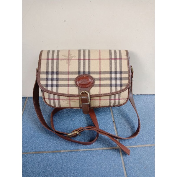 SLING BAG VINTAGE ALA BURBERRY FULL KULIT,  PRELOVED ALA BURBERRY, TAS VINTAGE KULIT