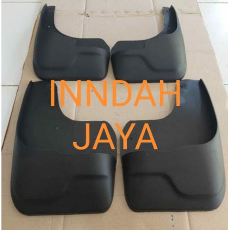 Mudguard Innova Reborn / Karpet Lumpur Innova Reborn 2016-2021
