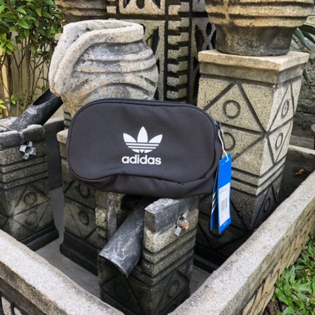 Tas Selempang Waist Bag Adidas Trefoil Essential Crossbody