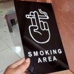 

Smoking Area Sign Board Label acrylik timbul