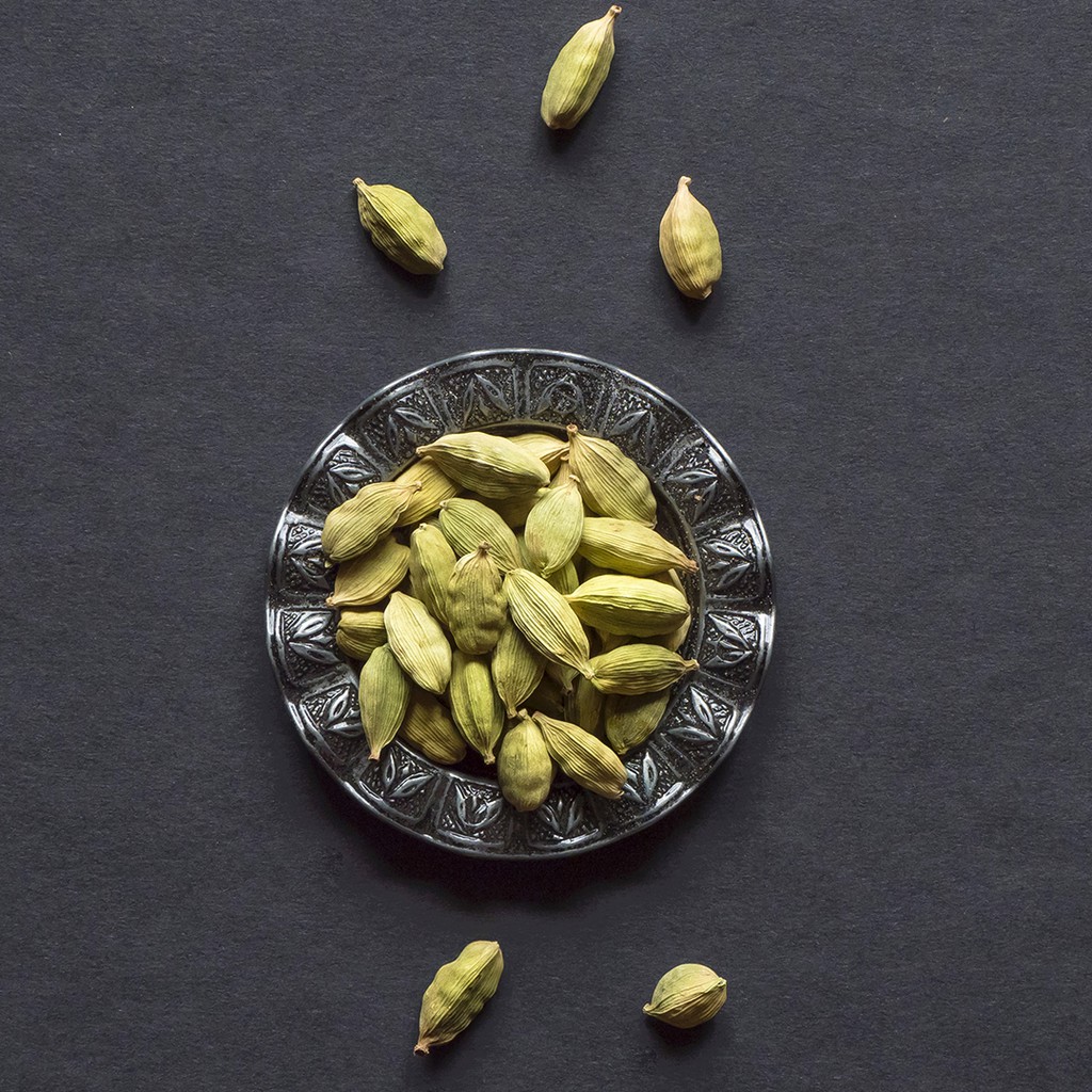 Green Cardamom 10 Gram  / Kapulaga Hijau Original