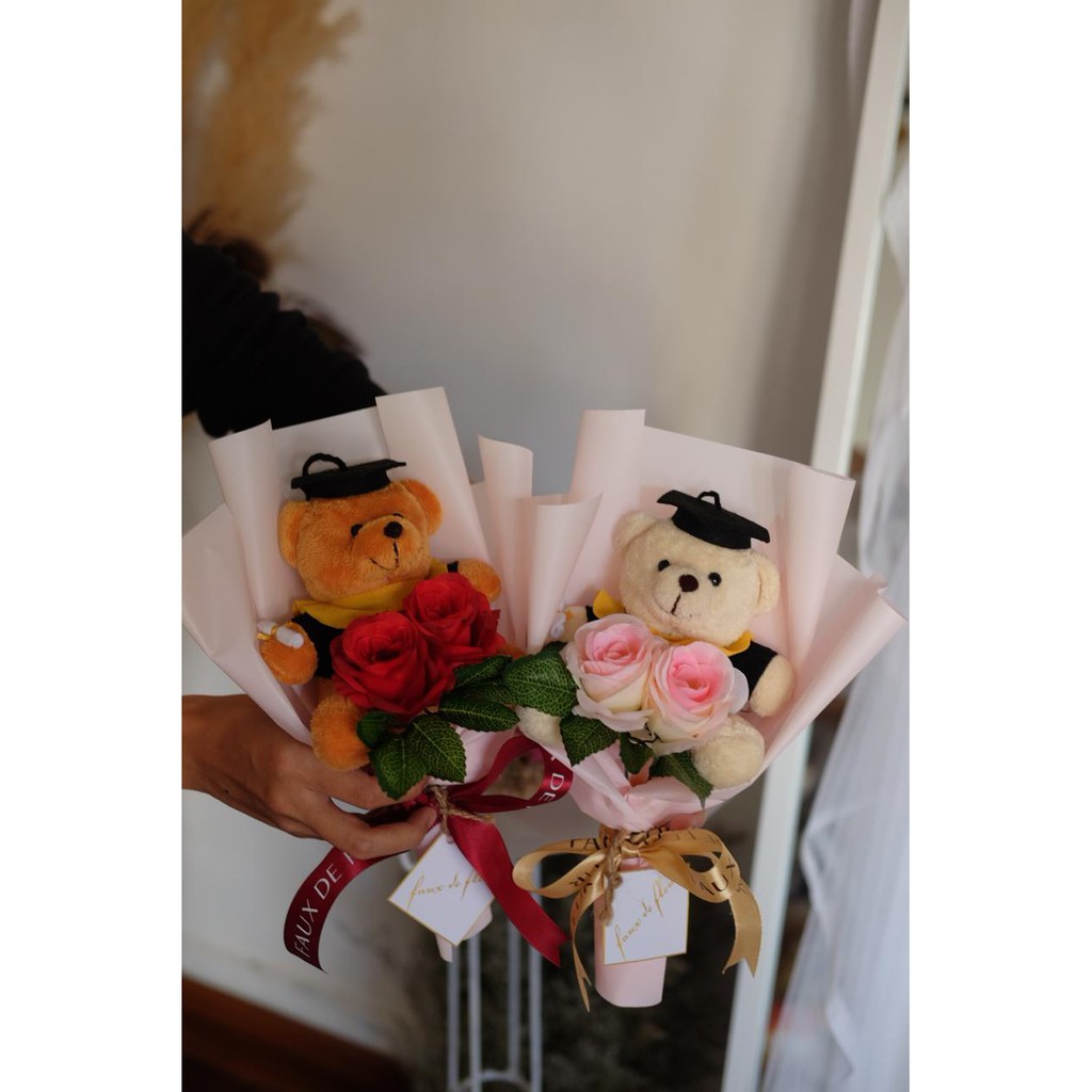 bouquet boneka wisuda, bouquet bunga boneka, bouquet wisuda, box bunga
