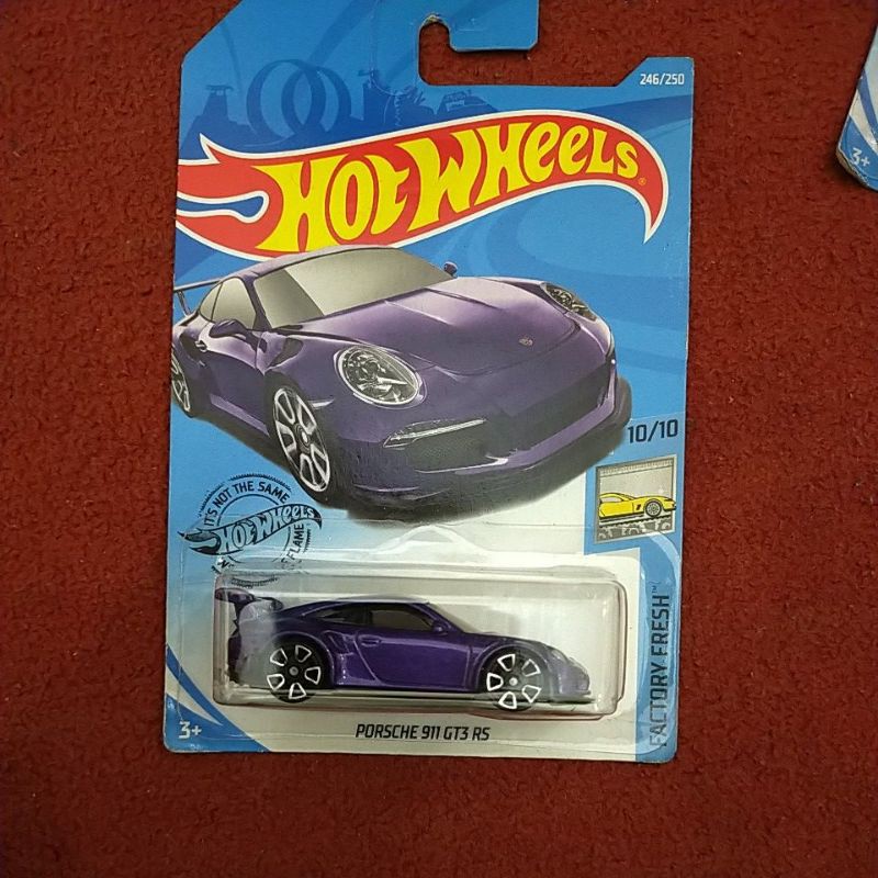 Hotwheels Porsche 911 GT3 RS ungu