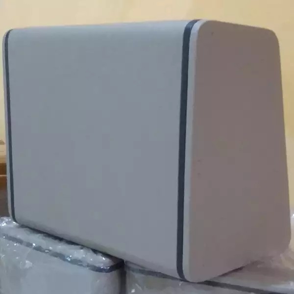 Box subwoofer 8 inch