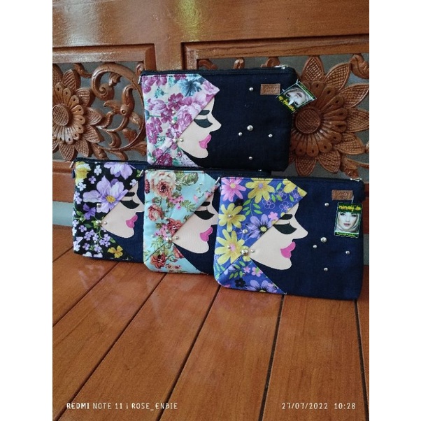 Tas / dompet  slempang muslimah trendy wanita