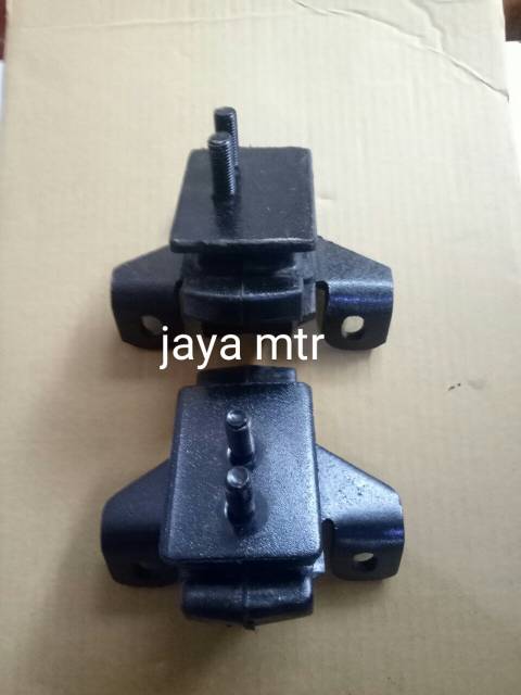 Engine mounting dudukan mesin  isuzu panther 2.5cc harga satuan