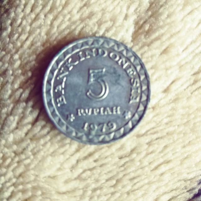Koin Lama Rp 5 keluaran thn 1979