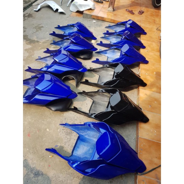 Body  Belakang R25 Old Model R1