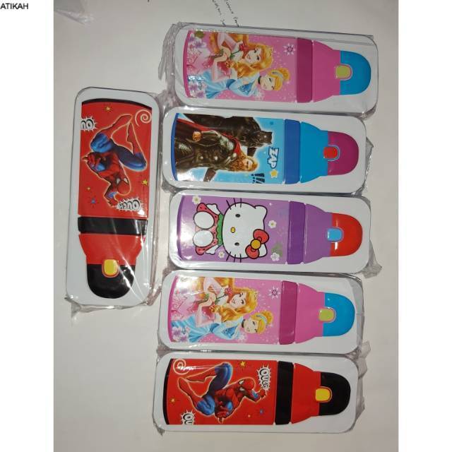 

Kotak pensil karakter /AT /at