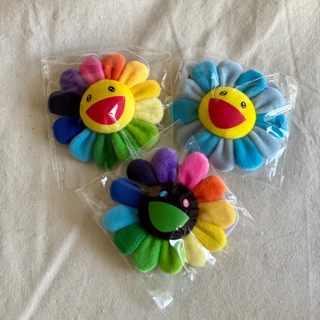 [AUTHENTIC] Takashi Murakami Flower Pin