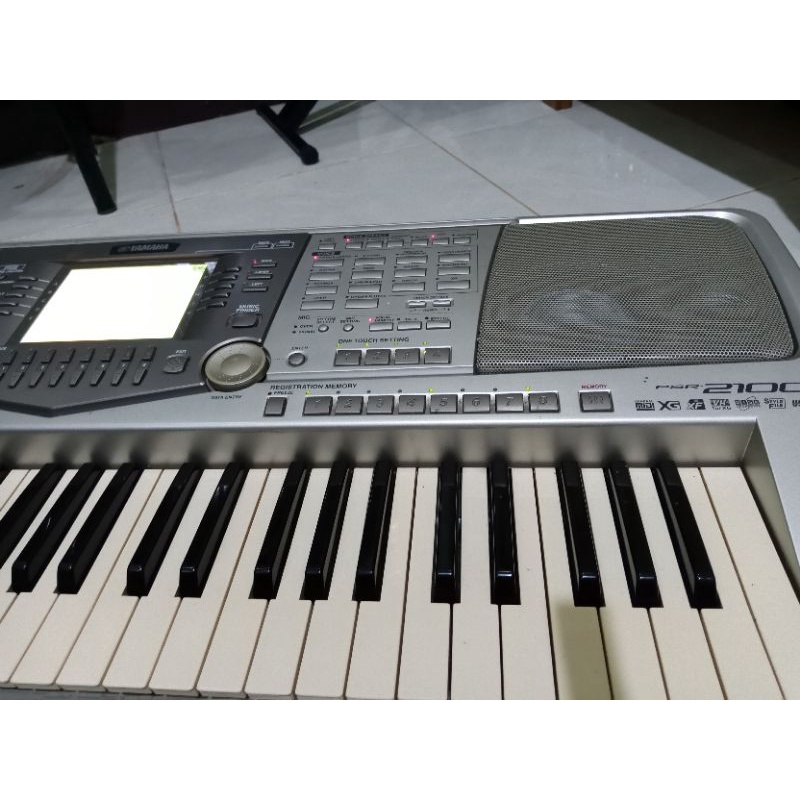 keyboard yamaha psr2100