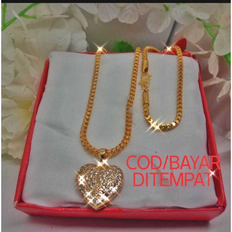 kalung perhiasan termewah 013,kalung titanium asli anti luntur anti karat,kalung perhiasan pashion wanita terbaru, perhiasan mirip mas asli, perhiasan berlapis emas 24 k,kalung wanita import