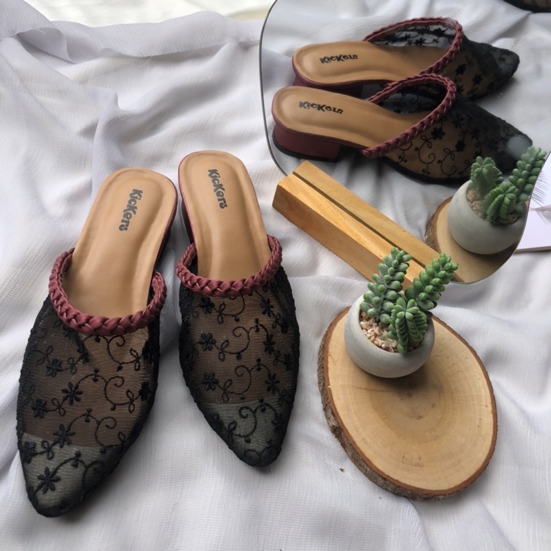 SANDAL SLOP MULES BRUKAT WANITA TERBARU HAK 3CM HIGHHELS PESTA WEDDING MODERN TERLARIS TERMURAH TASBIYA KELABANG HEELS 2 Sepatu Heels Wanita Selop Formal Cantik Nyaman TERBARU BERKIALITAS IMPORT Sandal Slop Slip On Teplek Wanita Sandal Cewek BROKLAT