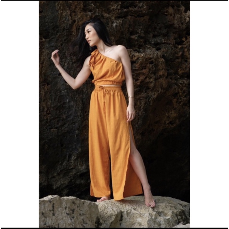 PRELOVED Byeol the brand