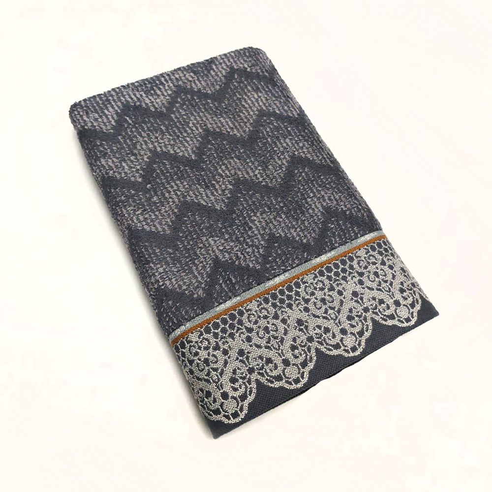 Handuk Mandi Signature LEVI by Terry Palmer 70 x 140