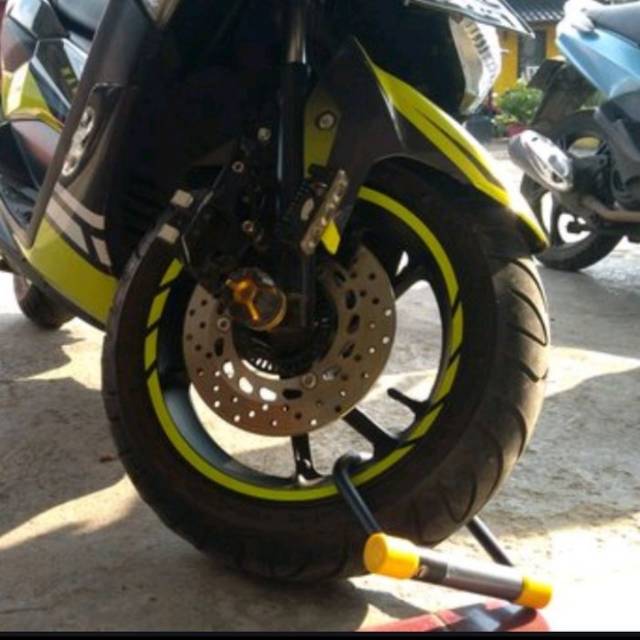 Pengaman sepeda motor - kunci anti maling