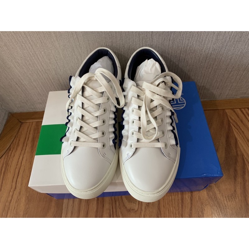 Tory Burch Ruffle Sneakers Sepatu