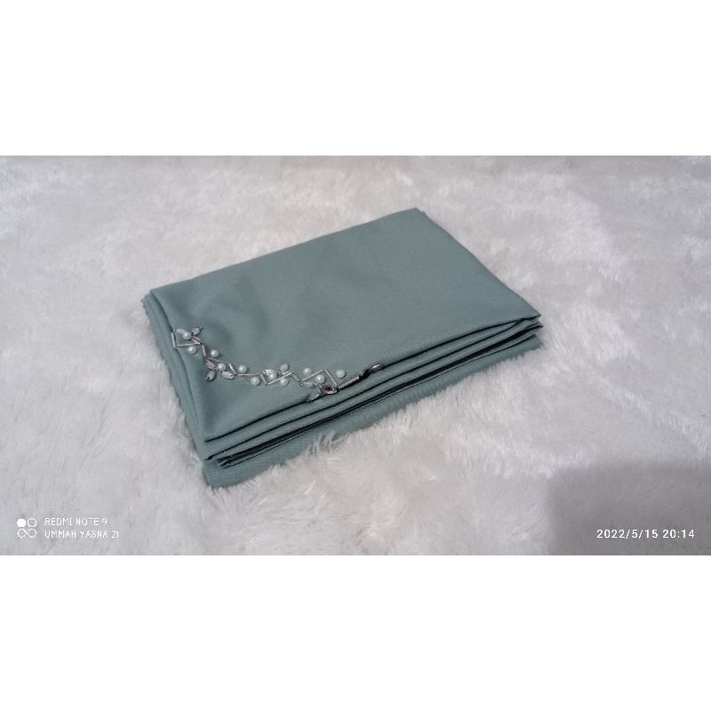 Segiempat payet voal // segiempat payet // hijab kekinian khusus warna hijau wardah