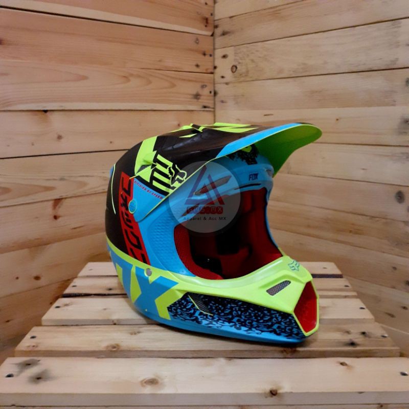 HELM FOX V3 DIVIZION, HELM CROSS FOX V3 DIVIZION