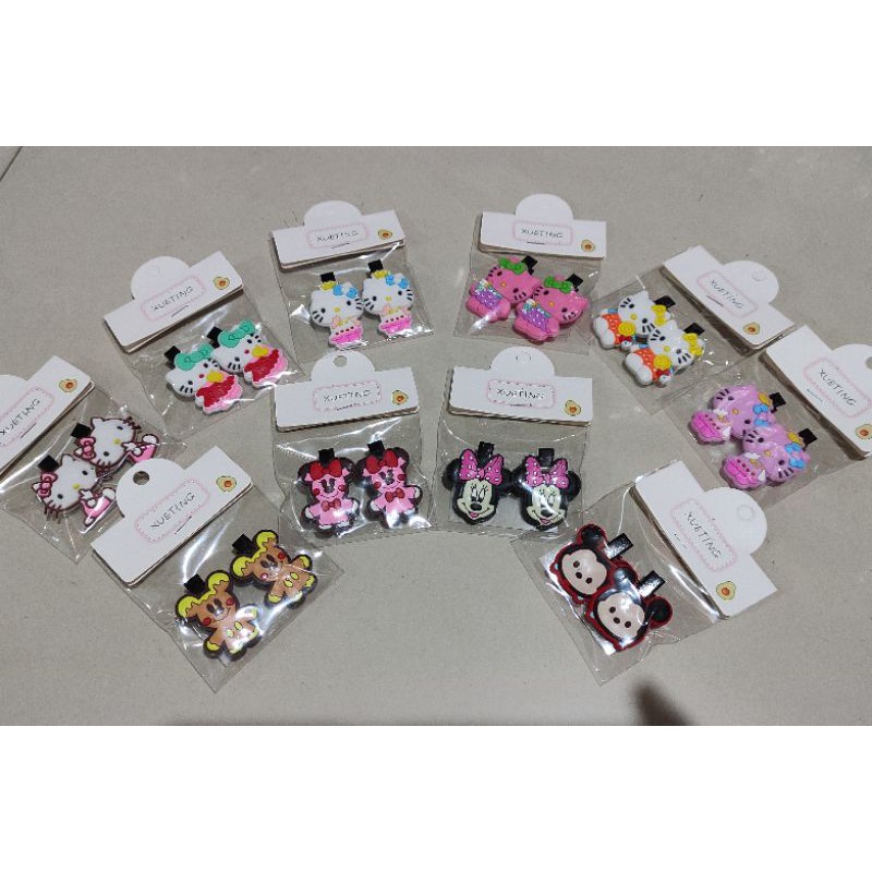 jepitan rambut anak sepasang jepit hello kitty