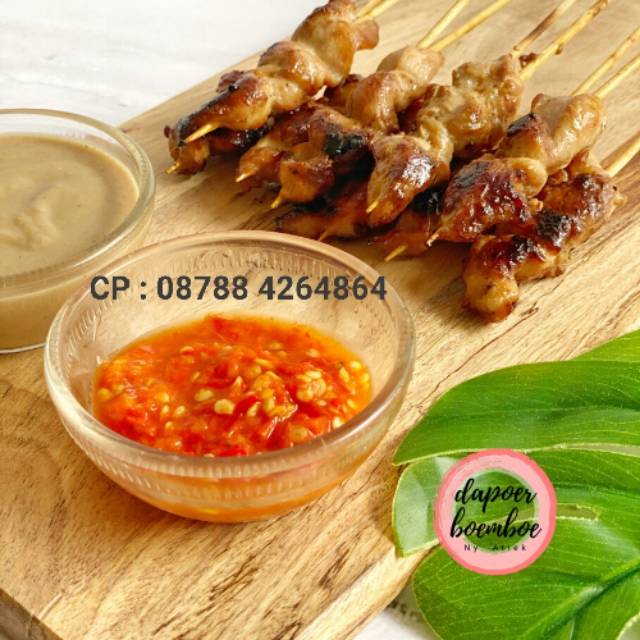 

Ready to eat chicken satay peanut sauce / sate ayam Ny. Atiek