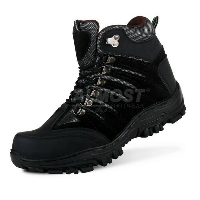 STUMPS X ALMOST I Sale sepatu boots pria model trendy