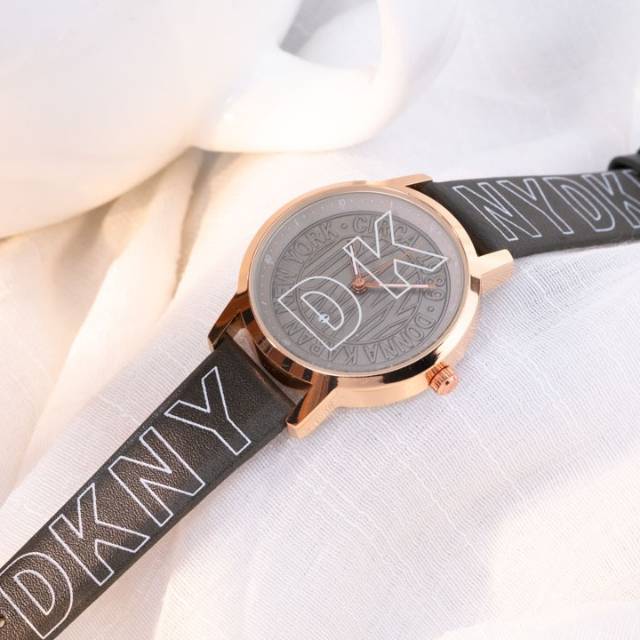 Jam Tangan Wanita DKNY