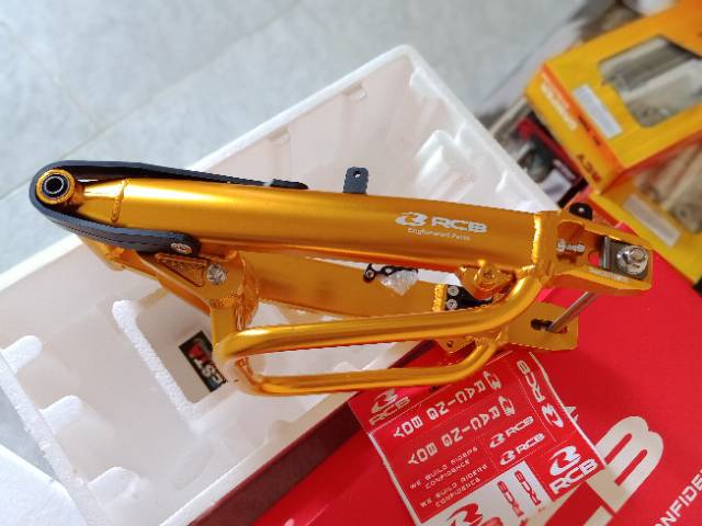 Swing arm racing boy satria fu karbu fi injeksi gold