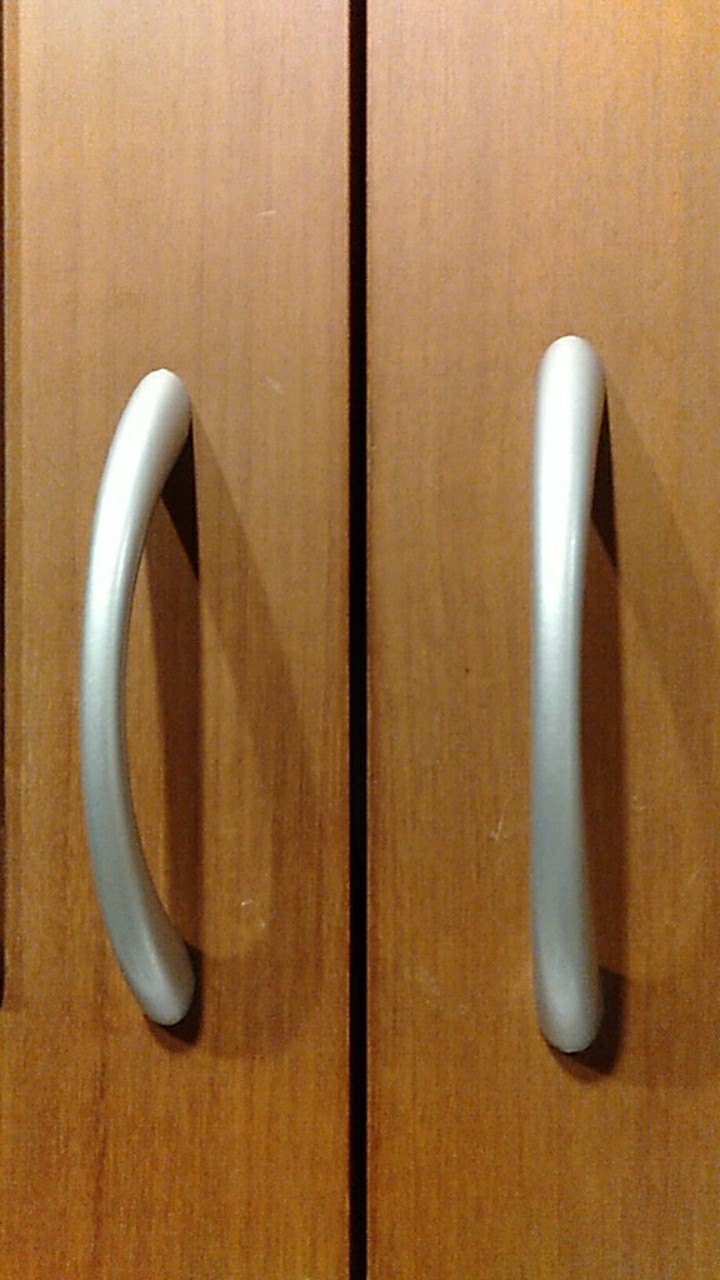 Tarikan Laci 58 C96 / Handle Sabit Pintu Lemari Hitam Black Silver Panjang Murah Gagang