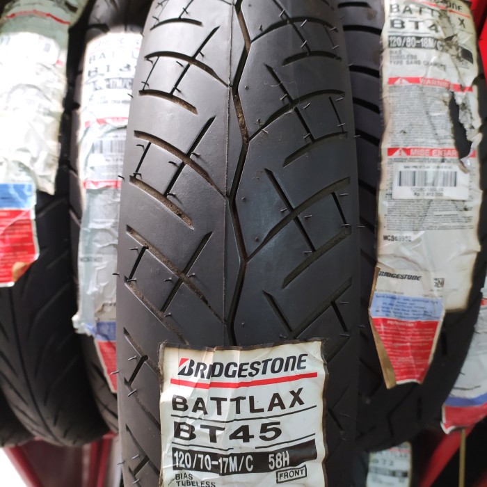 Ban Bridgestone Battlax BT 45 120/70-17