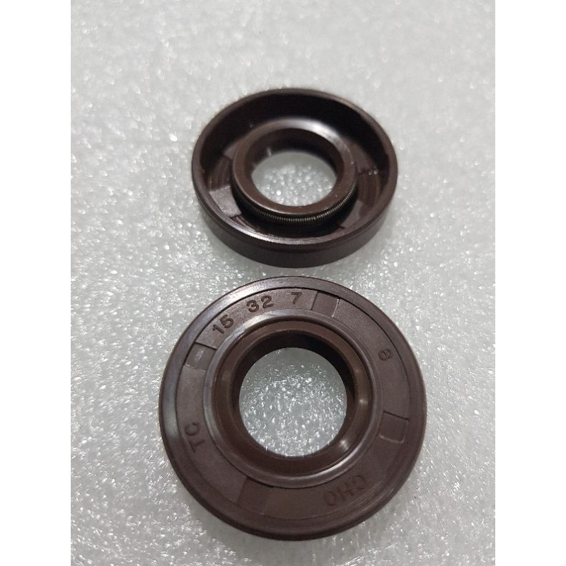 

oil seal tc 15×32×7mm viton