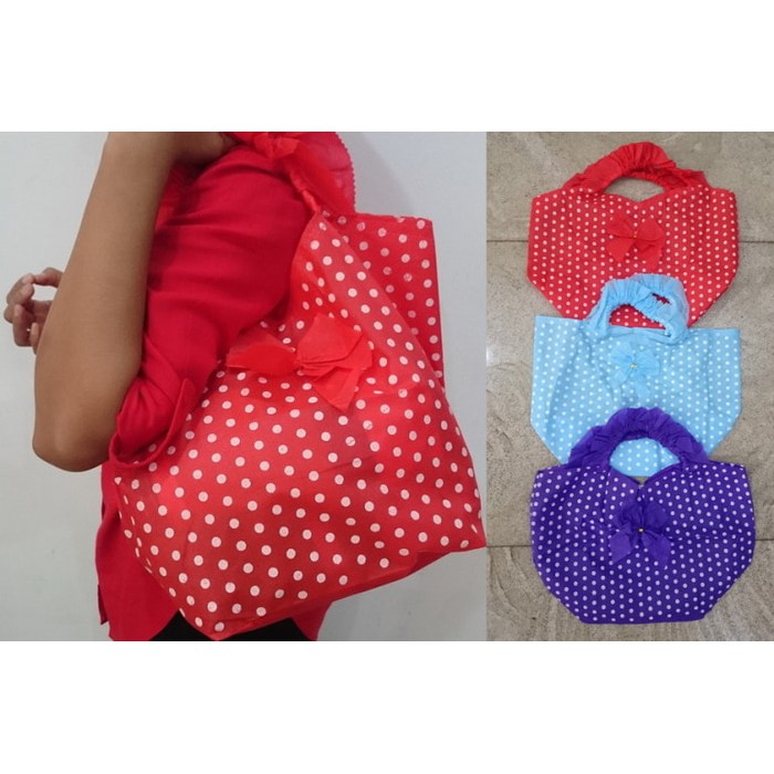 

Tas Kain Spunbond Rempel Syahrini / 1 pak 12 pc