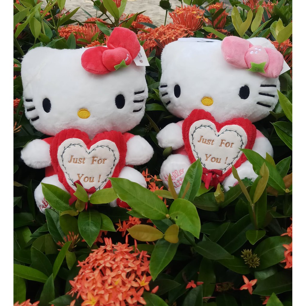 BONEKA KITTY BUAH HATI RED 10 INC