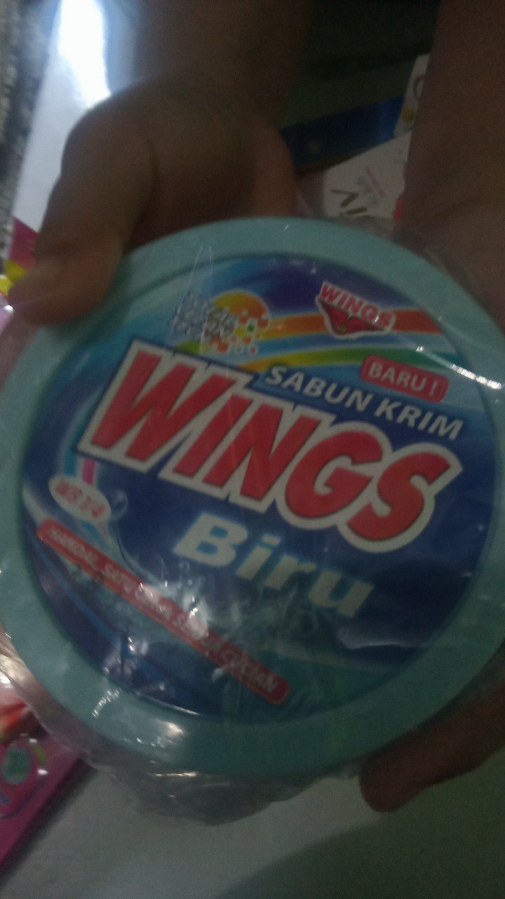 Cream Wings Biru 1/4 200gr