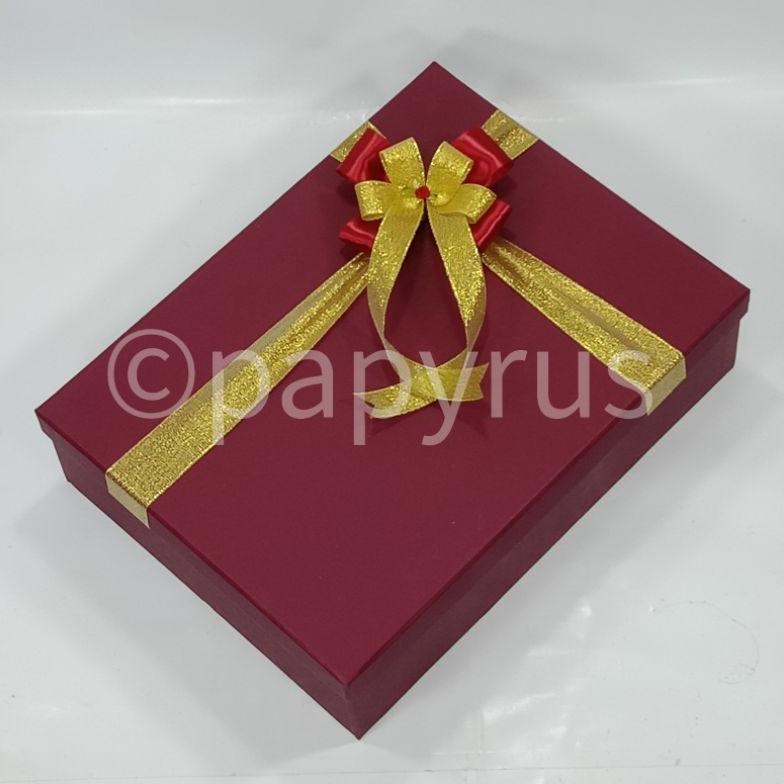 

Papyrus 30X40 Tinggi 10Cm Kotak Kado Gift Box Hadiah