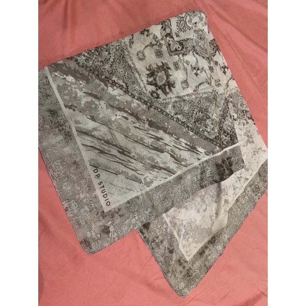 dian pelangi studio hijab preloved