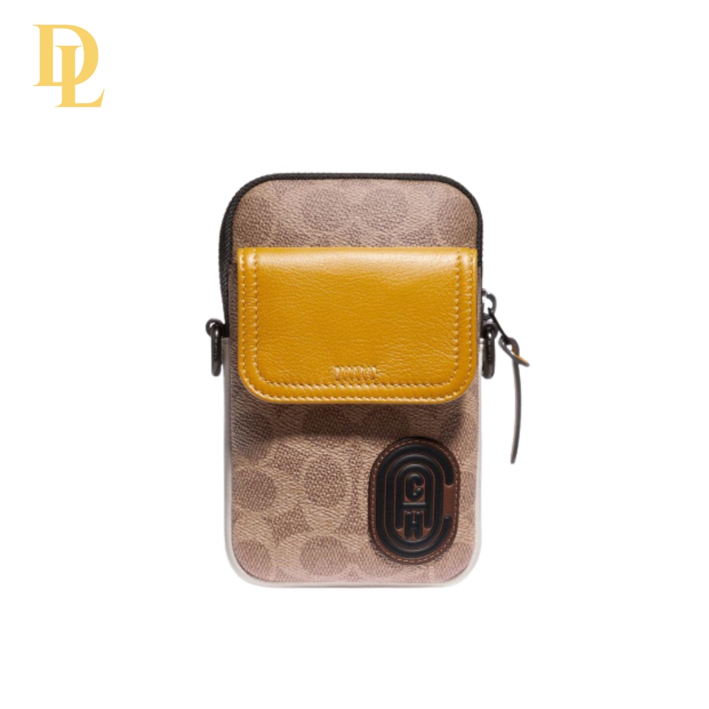 COACH PACER POUCH IN COLOURBLOCK SIGNATURE CANVAS WITH PATCH