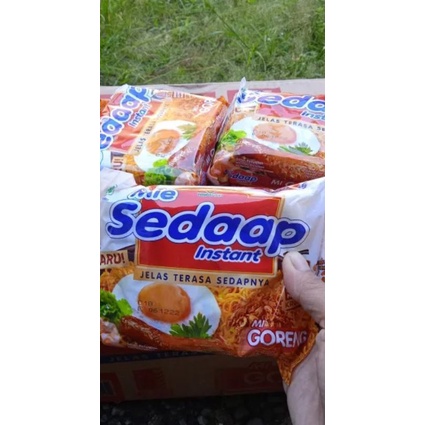 

mie sedap goreng 1dos isi 40