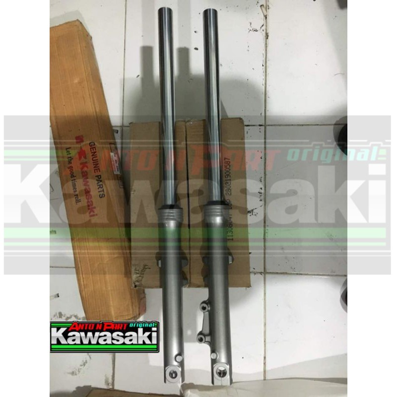 Sepasang As bottom Ninja R Ss lama Original kawasaki