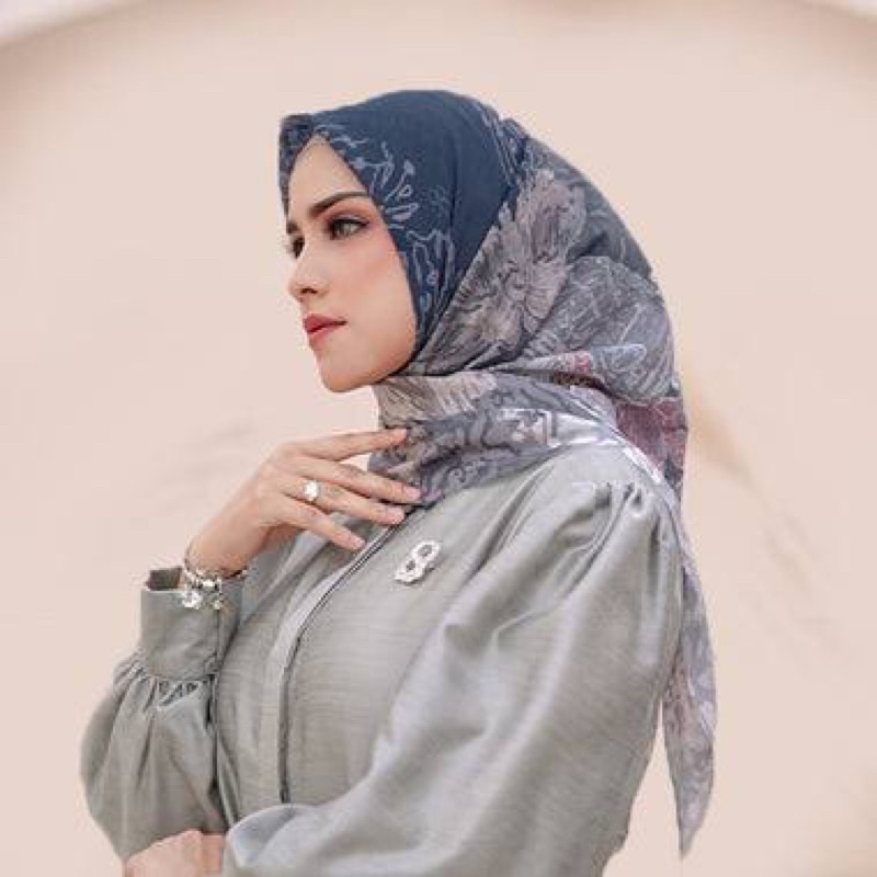 Buttonscarves Farsha - Navy