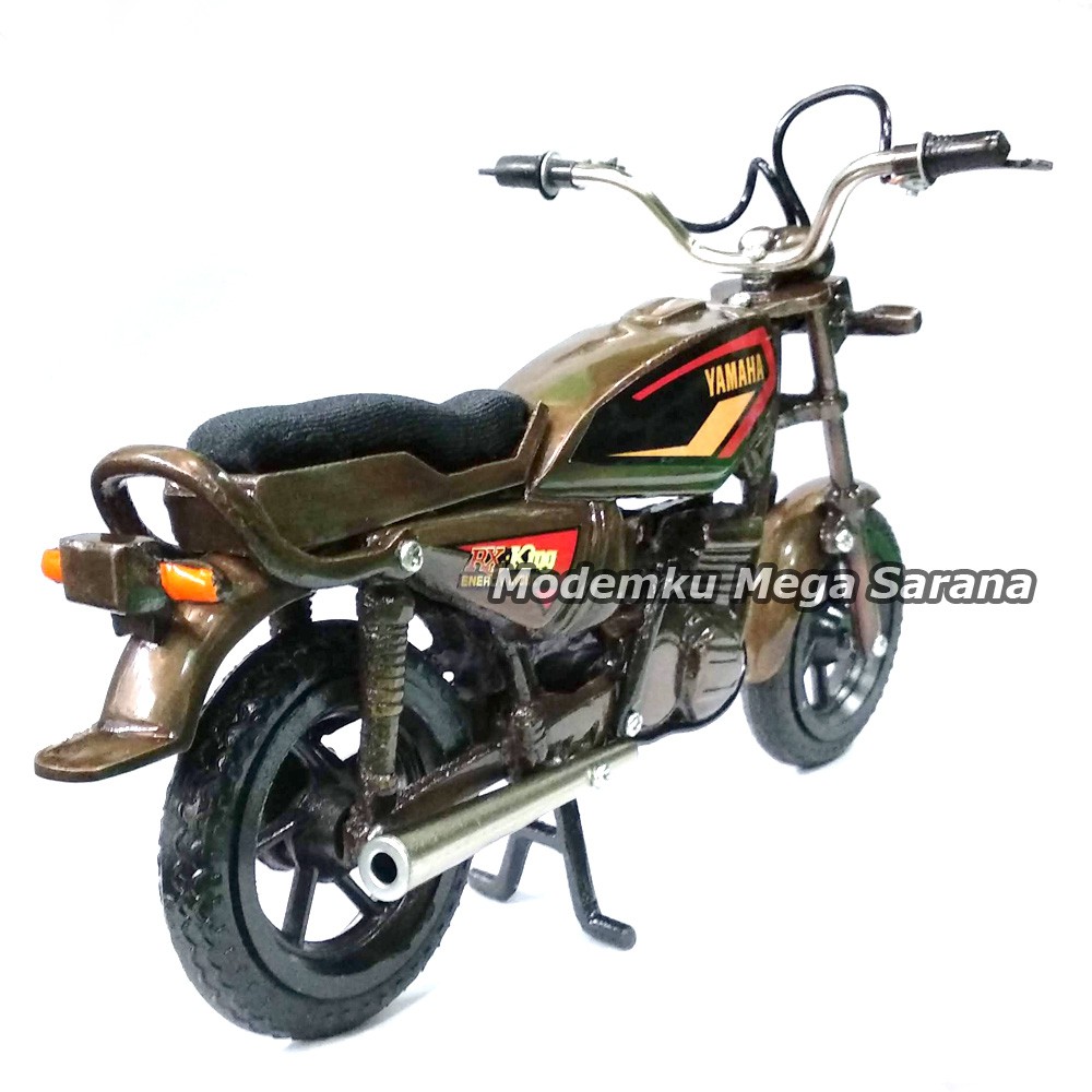 Miniatur Diecast Motor Yamaha RX King Dari Logam