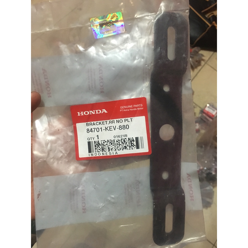 Dudukan plat nomber supra100 supra x ORIGINAL AHM
