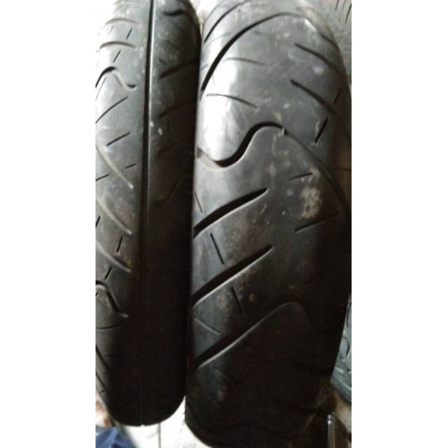 Ban bekas Ban irc roadwinner sepasang 110/70.17&140/70.17