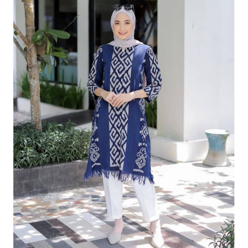 Tunik Tenun wanita modern