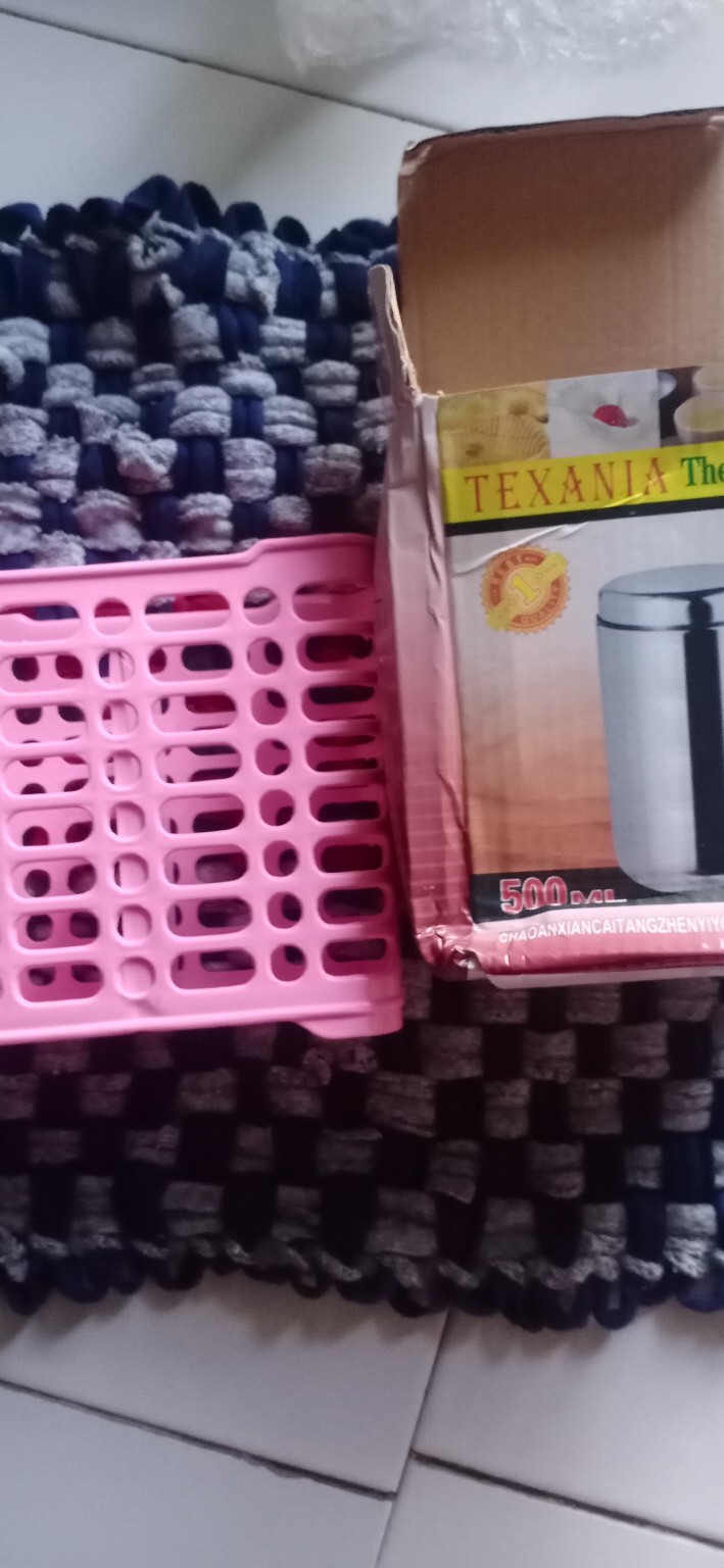 Tempat Sendok Plastik Dua Sekat