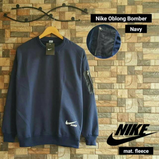 Nike Oblong bomber
