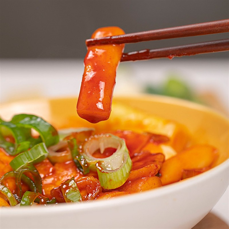 

Topokki Tteobokki 600 Gram Sets [ Saus 300 Gram +Tek Topokki 300 Gram Gram ]