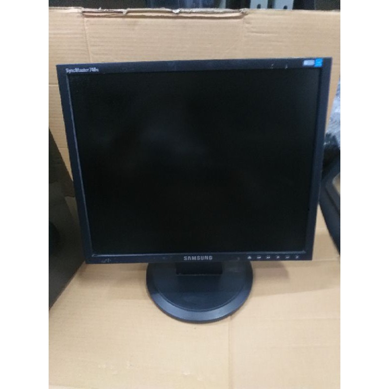 Monitor LCD 17 inch Kotak berbagai merk.