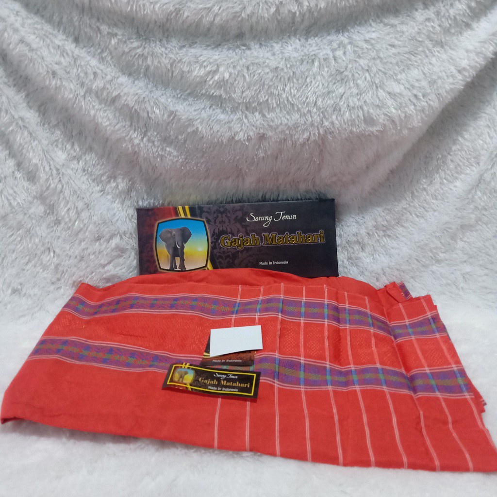 Sarung Gajah Matahari Kotak